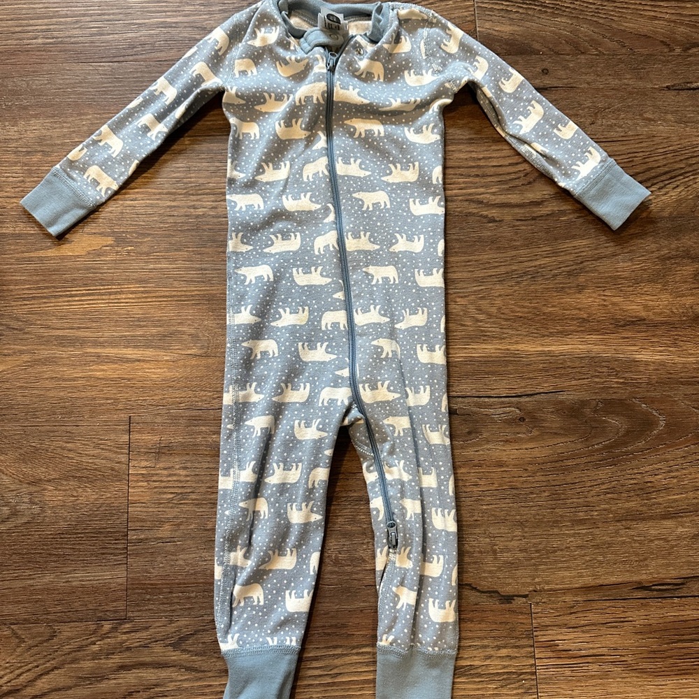 Hanna Andersson Gray Polar Bear Footie